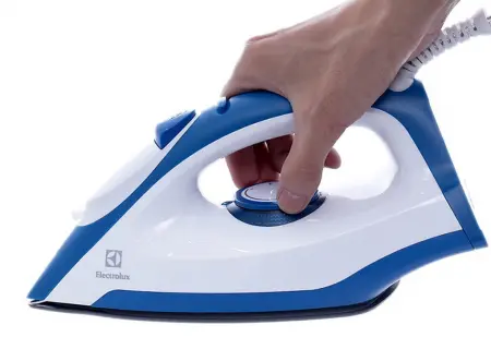 Bàn ủi Electrolux EDI2004 1300W 1