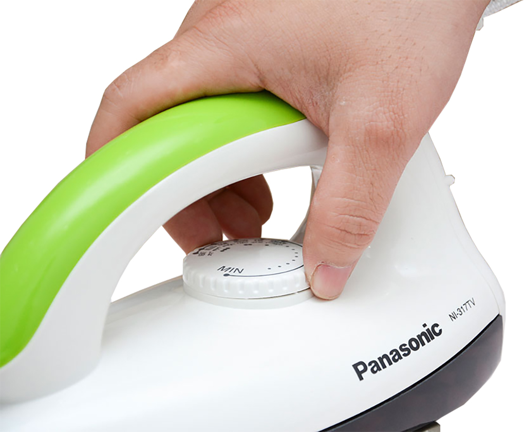 Bàn ủi Panasonic NI-317TXRA 1000W 4