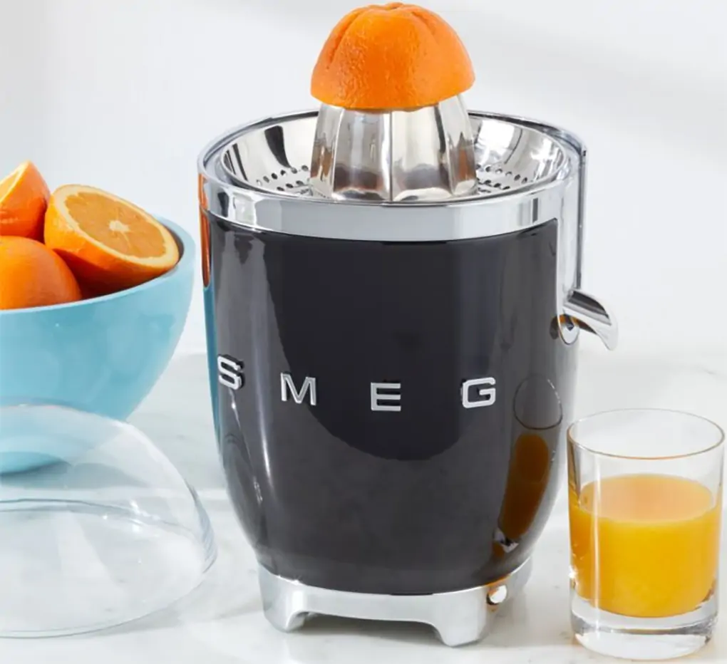 Máy vắt cam Smeg CJF01BLEU, màu đen 70W 3