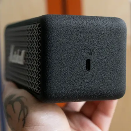 Loa Bluetooth Marshall Emberton Black&Brass 3