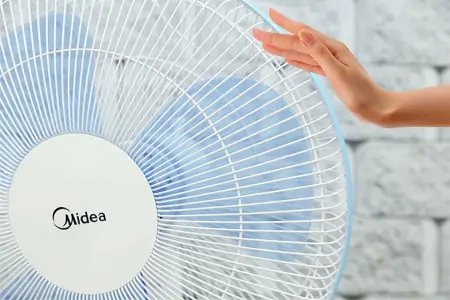 Quạt đứng Midea FS40-11VA 1
