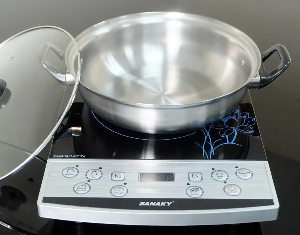 Bếp từ đơn Sanaky SNK-ICP17A 1800W 2