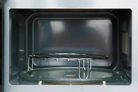 Lò vi sóng Electrolux EMG20K38GWP 20 lít 4