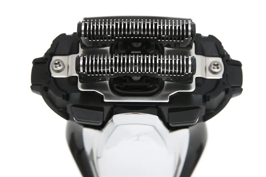 Máy Cạo Râu Panasonic ES-ST2N-K751 5