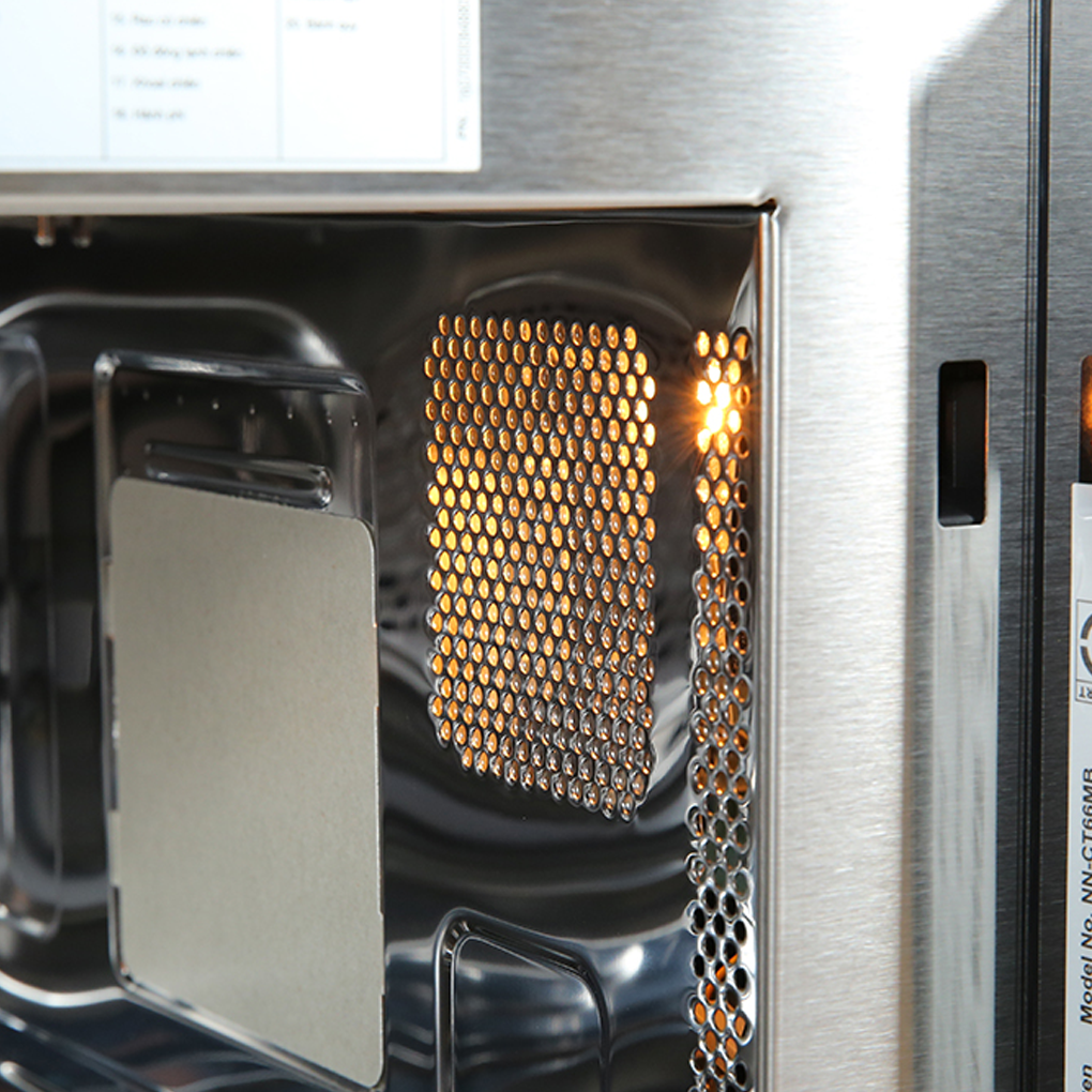 Lò Vi Sóng Panasonic NN-CT66MBYUE 5