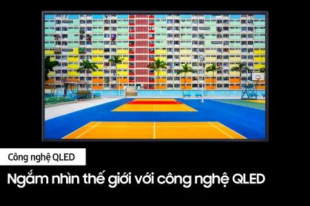 Lifestyle Tivi Samsung SERO QLED 4K 43 Inch QA43LS05B 3