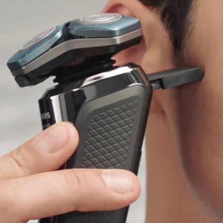 Máy Cạo Râu Khô Và Ướt Philips S5582/20 2
