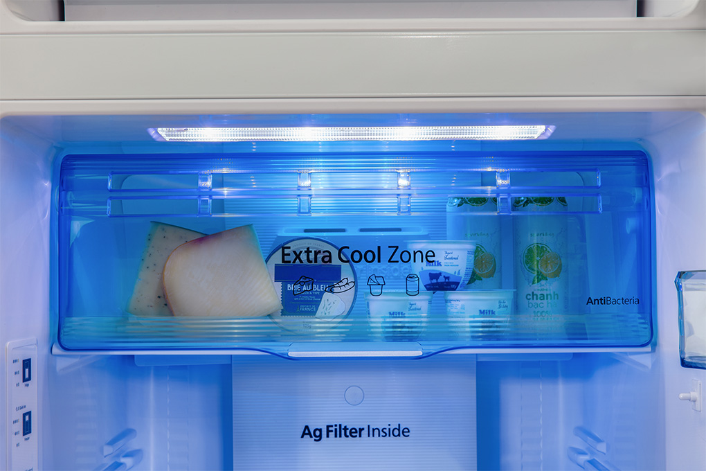 Tủ Lạnh Panasonic Inverter 366 Lít NR-TL381VGMV 5