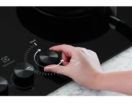 Bếp Ga Âm Electrolux EHG7202BF 6