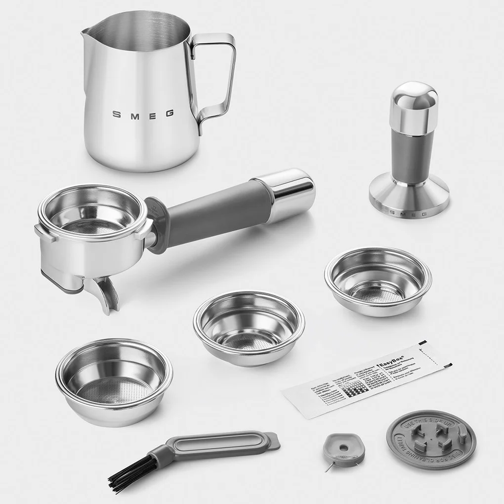 Máy Pha Cà Phê Tích Hợp Xay Smeg EGF03CREU Màu Kem 8