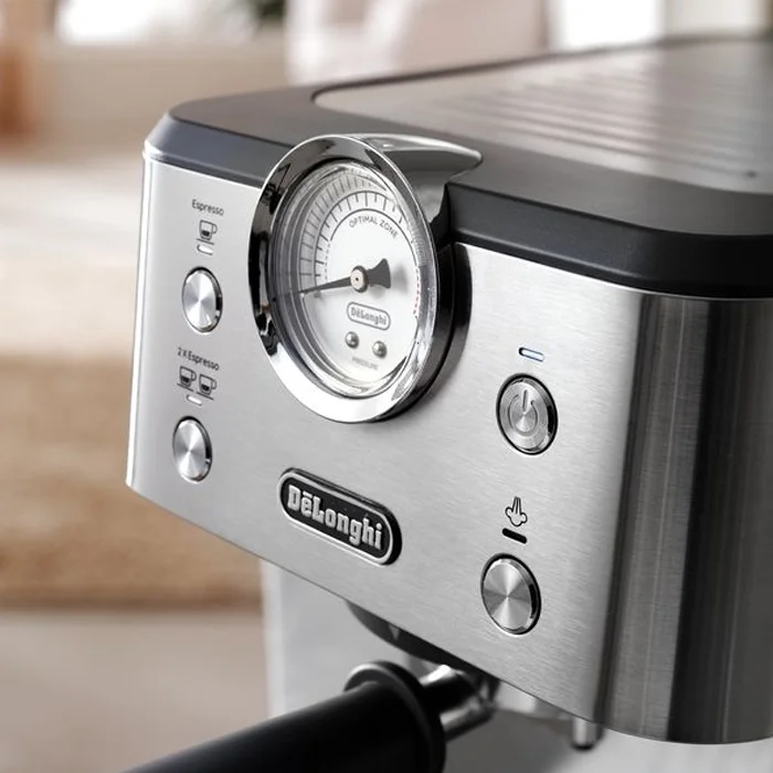 Máy Pha Cà Phê Espresso DeLonghi Classic EM450.M 2