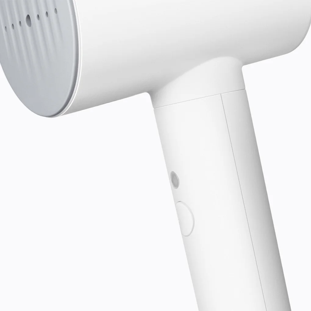 Bàn Ủi Hơi Nước Cầm Tay Panasonic NI-GHD021WRA 2