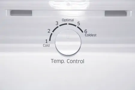 Tủ Lạnh Samsung Inverter 234 Lít RT22FARBDSA/SV 5