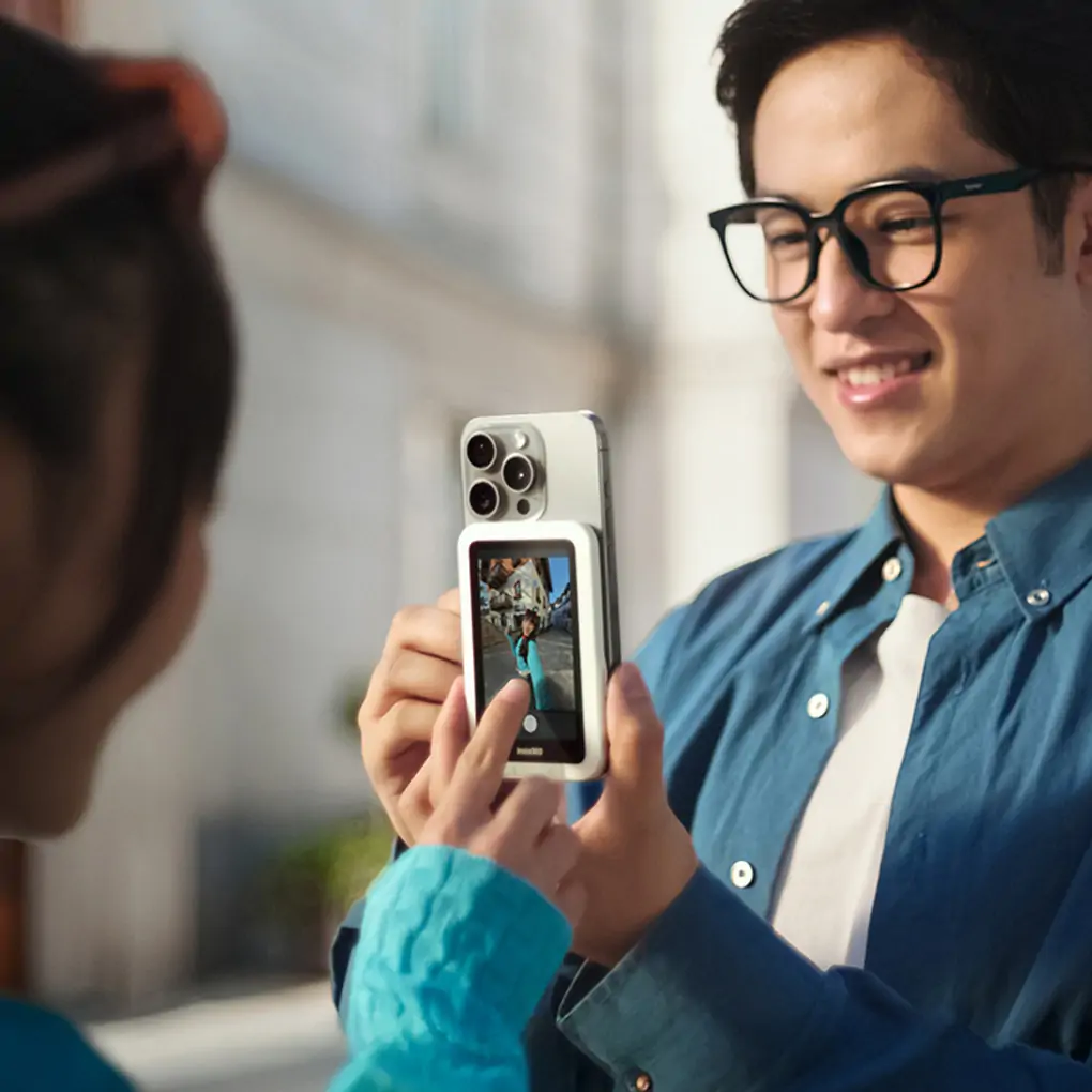 Màn Hình Selfie Insta360 Snap Selfie Screen with Light Có Đèn LED 2