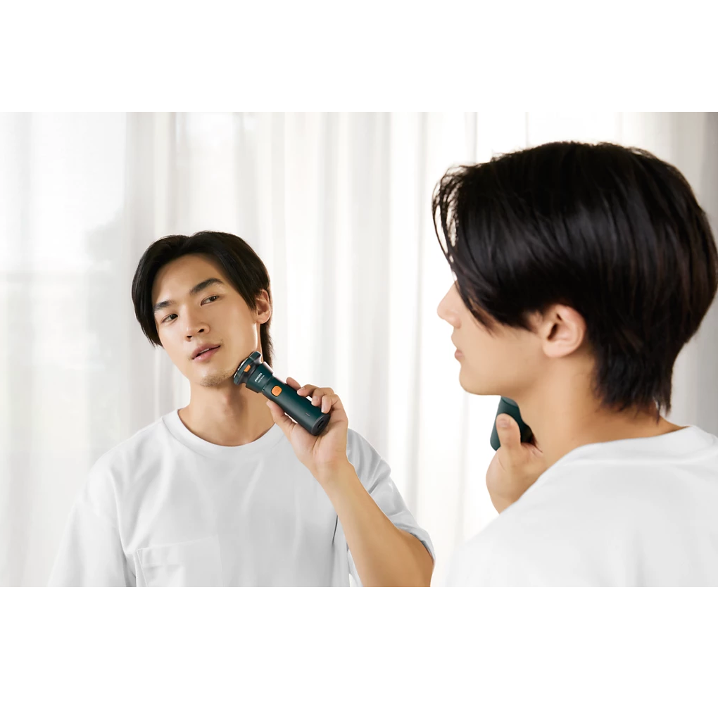 Máy Cạo Râu Khô Và Ướt Philips S1882/00 2