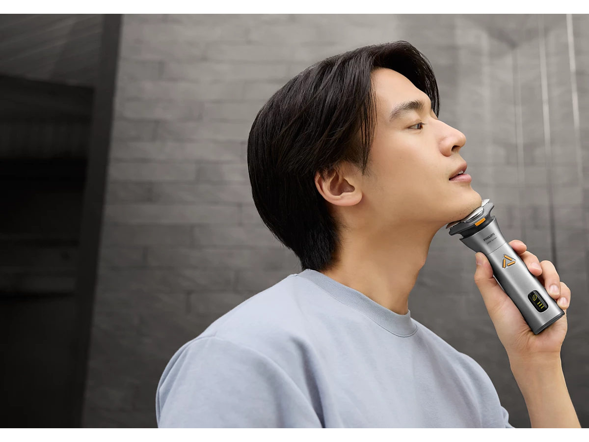 Máy Cạo Râu Khô Và Ướt Philips S3882/00 3