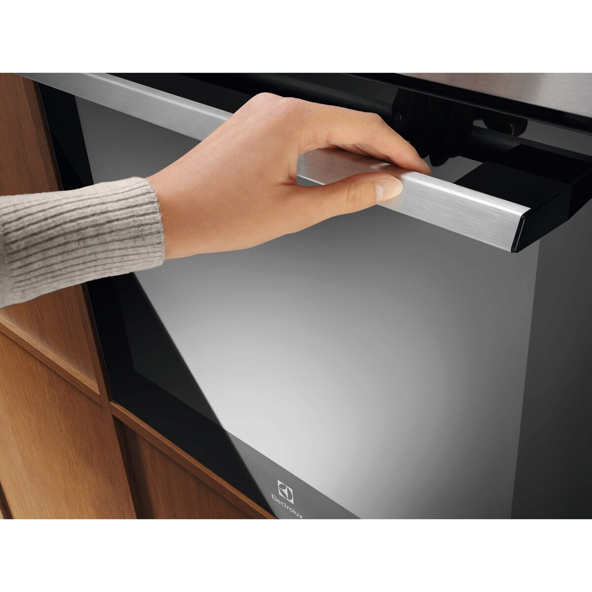 Lò Nướng Âm Tủ Electrolux KOHHE00BX 65 Lít 4