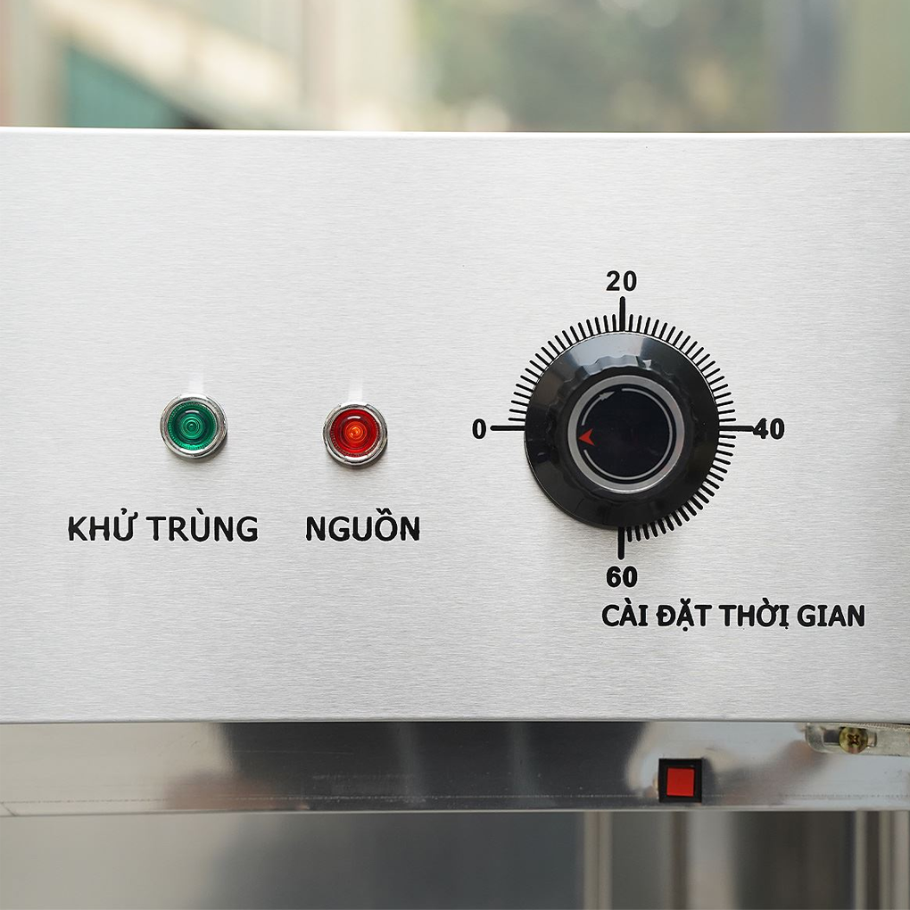 Tủ Sấy Chén Bát Tiệt Trùng Dung Tích Lớn Fujihome DD300A 1