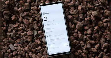 Những điều cần biết về tính năng thông báo thay pin trên Android 15