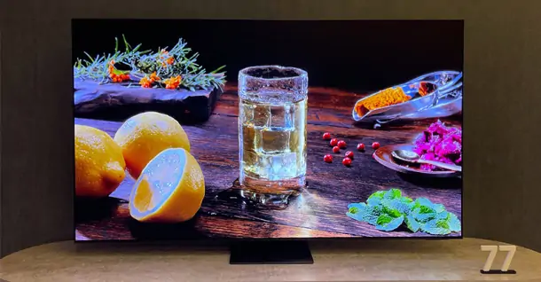 TV Samsung OLED S95D chống chói bằng công nghệ Glare free hiện đại