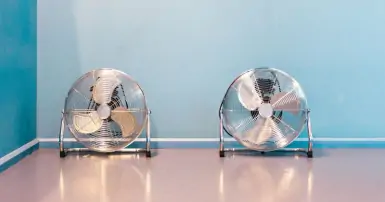 Top 5 quạt tích điện “cứu nguy” cho gia đình vào mùa nóng