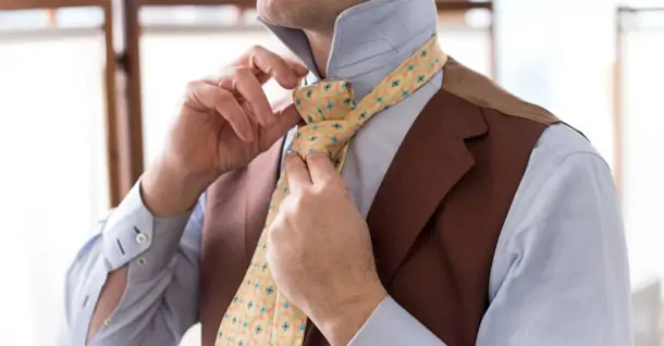 Bỏ túi 4 cách thắt cà vạt phổ biến và đơn giản