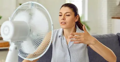 Sai lầm khi sử dụng quạt điện vào mùa nắng nóng