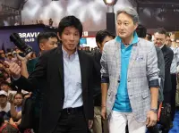 CEO Sony to&agrave;n cầu gh&eacute; thăm Si&ecirc;u thị Điện M&aacute;y &ndash; Nội Thất Chợ Lớn