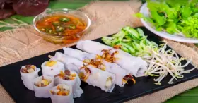 2 cách làm bánh cuốn chay bằng chảo chống dính cực ngon