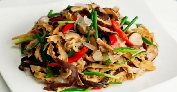 2 Cách làm măng khô xào chay cực ngon cho bữa cơm thanh đạm