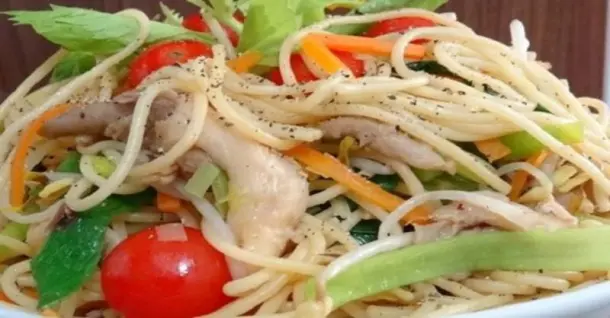 Cách làm mì Ý xào rau củ chay bổ dưỡng đơn giản tại nhà