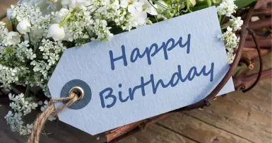 Mẫu hình ảnh chúc mừng sinh nhật đẹp và ý nghĩa dành cho bạn bè và người thân