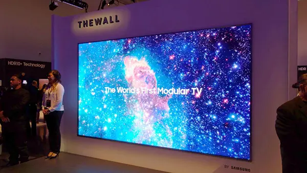 [CES 2018] Ảnh thực tế của chiếc tivi Samsung The Wall 146 inch có thể thay đổi kích cỡ