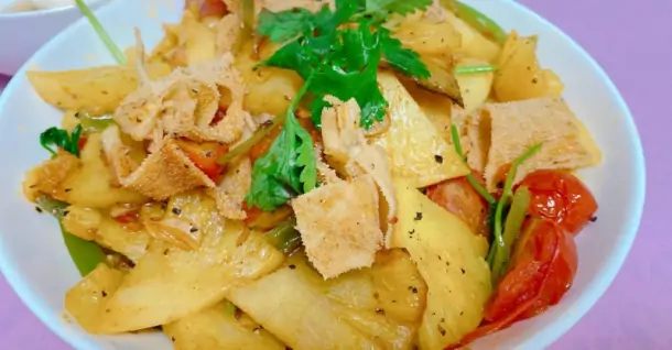 Cách làm sách bò xào dứa hấp dẫn, vị chua nhẹ lạ miệng cực ngon