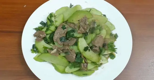 3 Cách làm thịt bò xào su su giòn ngọt, đưa cơm hết sẩy