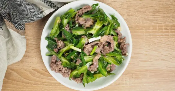 Cách làm đậu rồng xào thịt bò giòn xanh, thịt mềm thấm vị