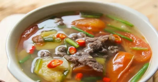 Cách nấu canh thịt bò cà chua đậm vị, thịt mềm không bị dai