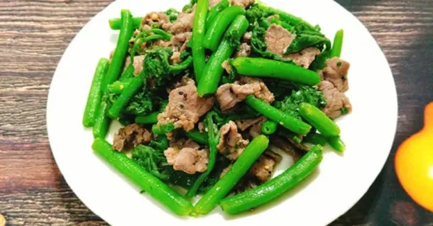Cách làm rau bí xào thịt bò thơm ngon, đơn giản tại nhà