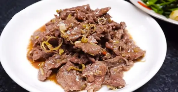 Cách làm củ riềng xào thịt bò thơm lừng, đậm đà tại nhà