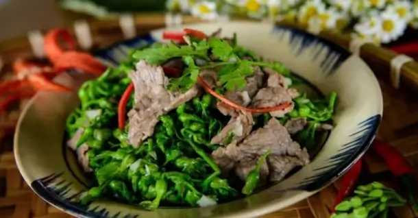 Cách làm thịt bò xào bông thiên lý thấm vị, đơn giản mà ngon cơm