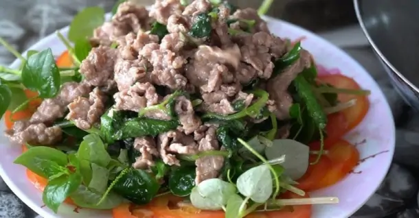 Cách làm rau càng cua xào thịt bò đơn giản, thanh mát bổ dưỡng