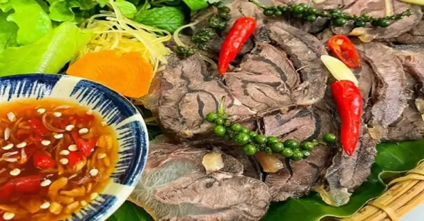 Cách làm bắp bò ngâm chua ngọt giòn mềm, đậm đà hương vị