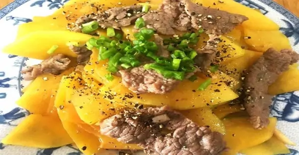 Cách làm đu đủ xào thịt bò mềm thấm vị - Món ngon cực hao cơm