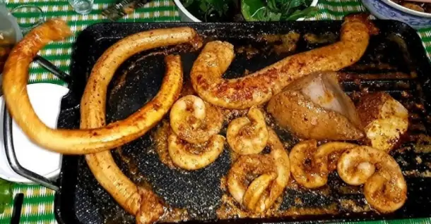 3 Cách làm lòng bò nướng thơm ngon, hấp dẫn ngay tại nhà