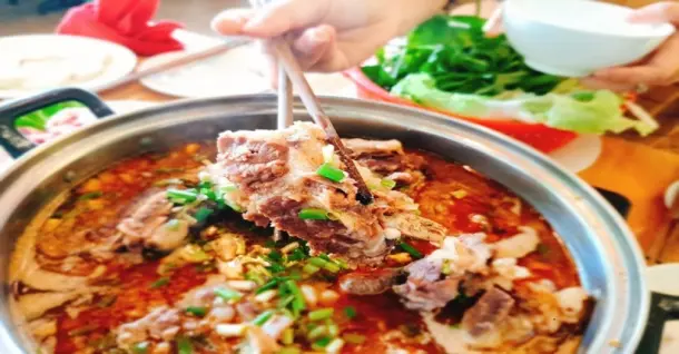 Cách nấu lẩu sườn bò nóng hổi, thích hợp những ngày se lạnh