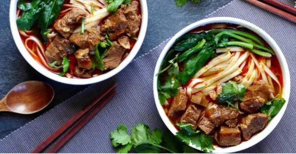 Cách nấu phở bò kho bằng sườn mềm rục, nước kho ngon bắt vị