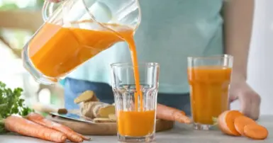 Bí quyết làm nước ép cà rốt bằng máy xay sinh tố đơn giản, bổ dưỡng cho sức khỏe