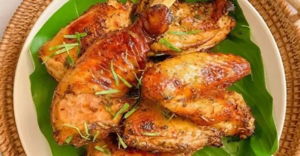 Cách làm gà nướng muối ớt bằng lò vi sóng thơm cay hấp dẫn