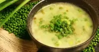Nấu cháo giò heo bằng nồi cơm điện thơm mềm, tiện lợi tại nhà
