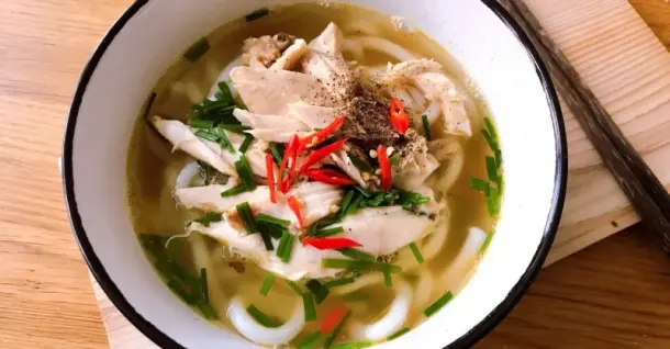2 Cách làm bánh canh gà đậm đà, thịt mềm ngon như ngoài hàng